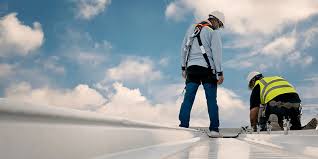 Fast & Reliable Emergency Roof Repairs in Mastic, NY